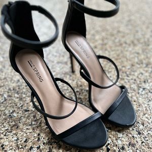 Cute three strapped black Stiletto’s